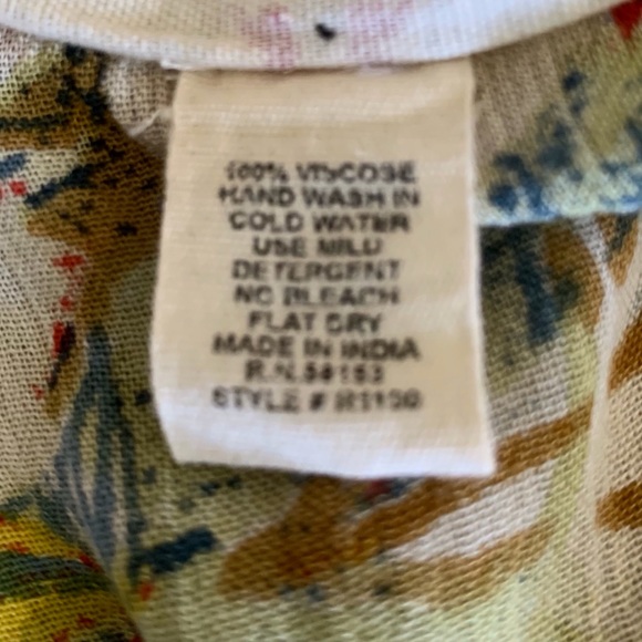 CHESEA & VIOLET PAISLEY SLEEVELESS TUNIC TOP - Picture 8 of 11